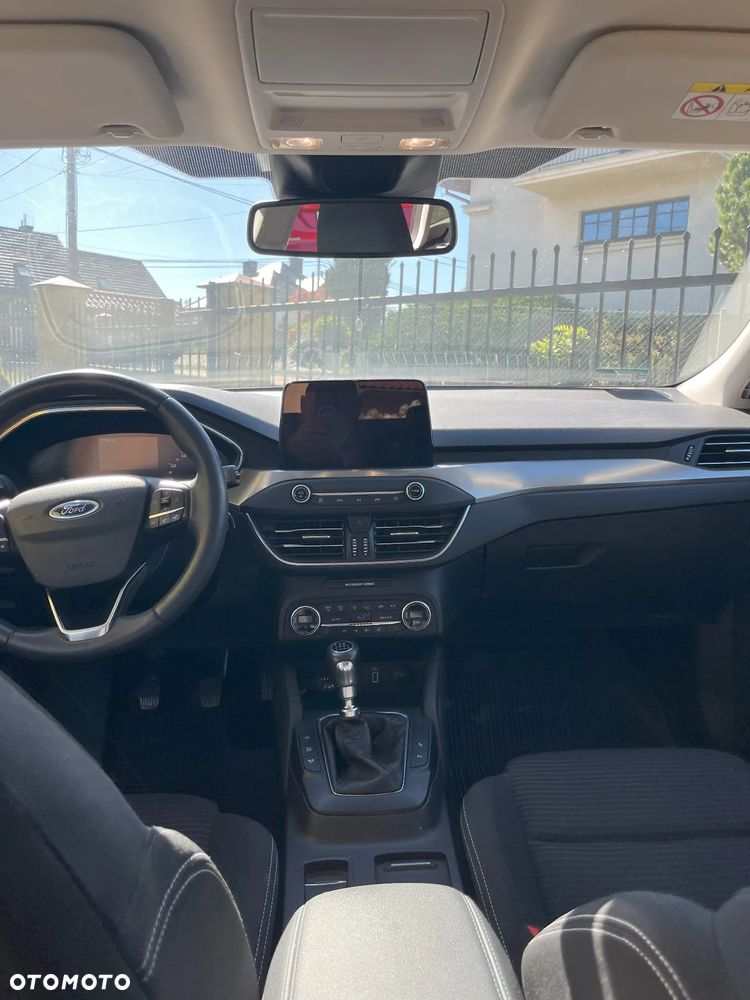 Ford Focus 1.0 EcoBoost Titanium - 8