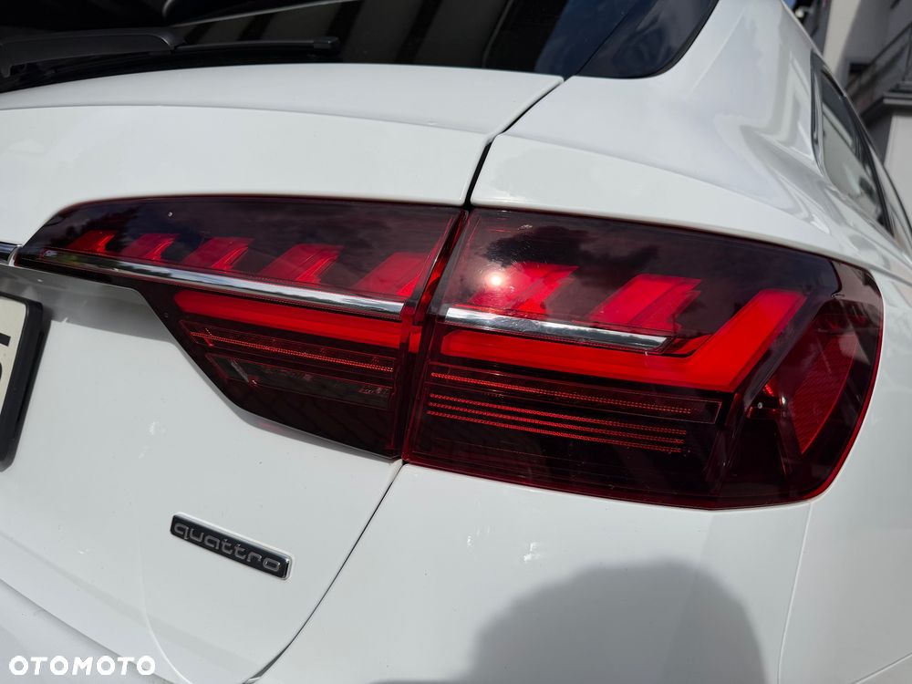 Audi A4 Avant 40 TDI quattro S tronic S line - 11