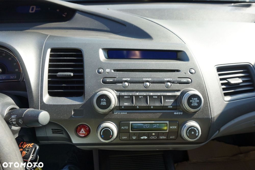 RADIO FABRYCZNE CD CIVIC VIII 39100-SNA-G22-ZB HONDA 2006-2010 - 1