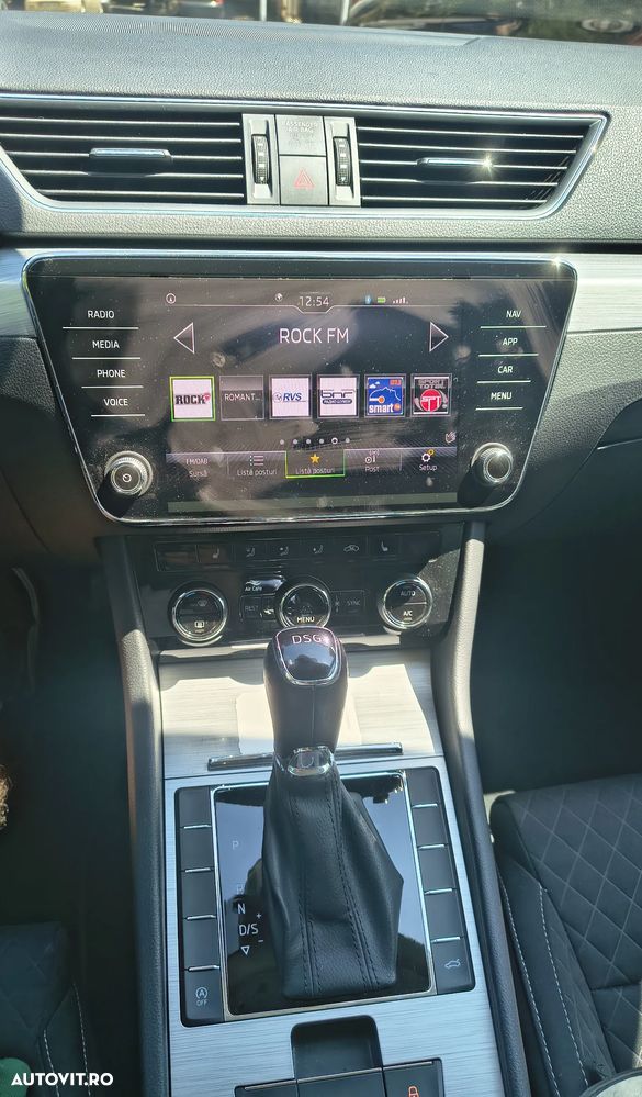 Skoda Superb 2.0 TDI DSG Ambition - 12