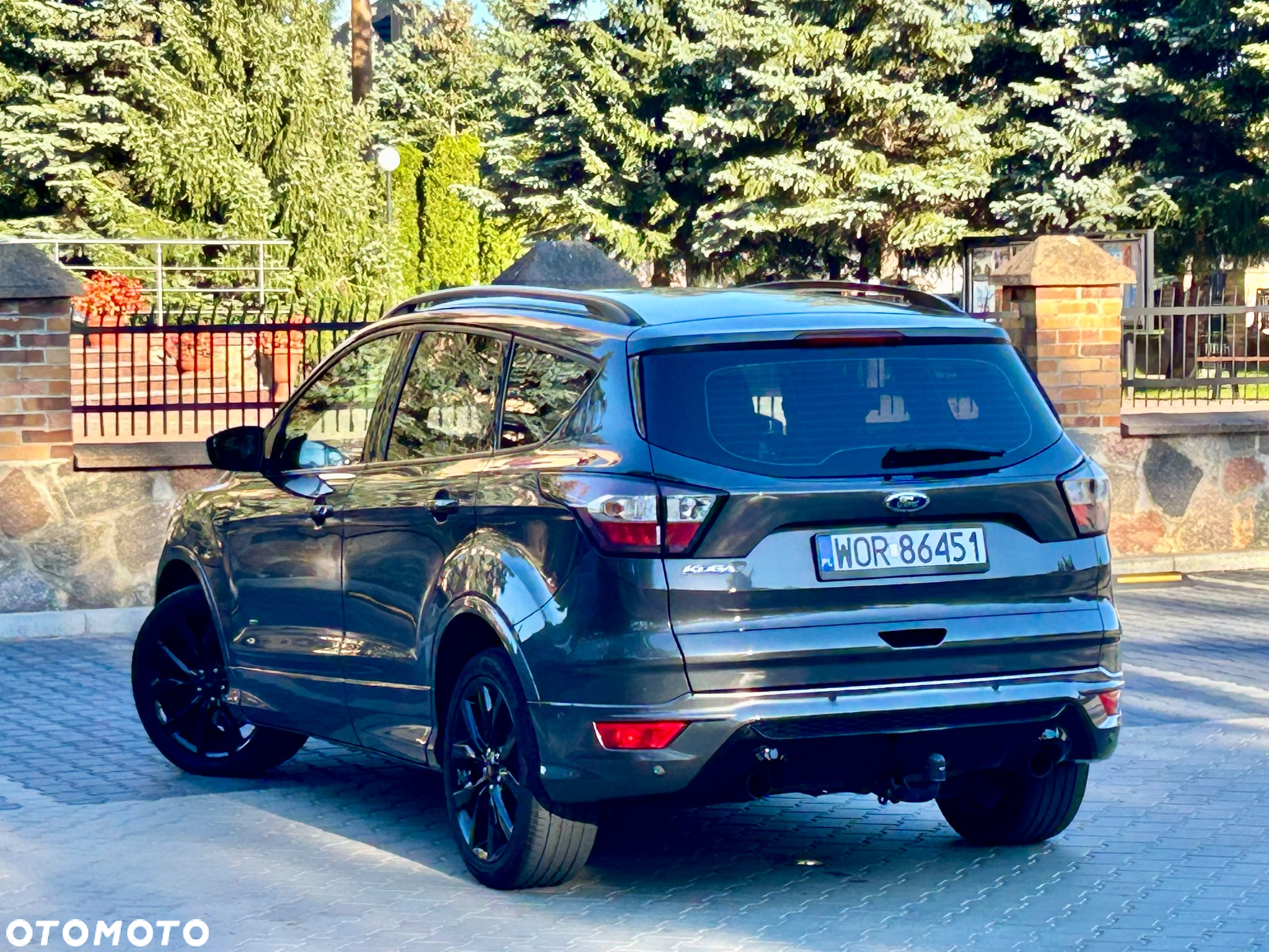 Ford Kuga 2.0 TDCi 4x4 ST-Line - 24