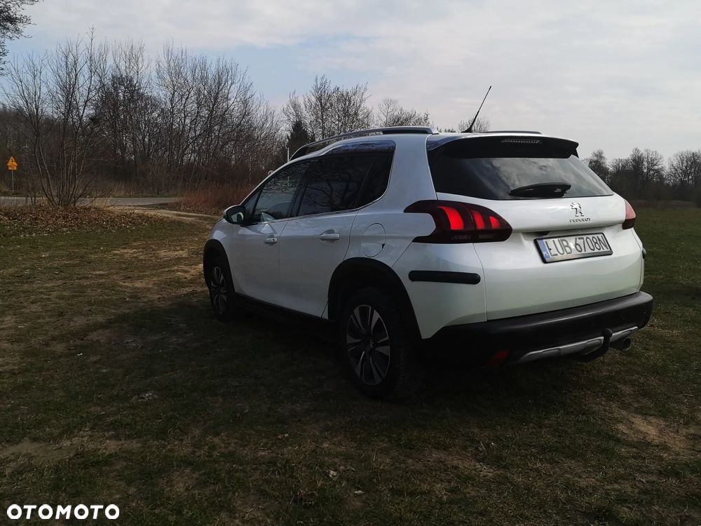 Peugeot 2008 BlueHDi 100 Allure - 10