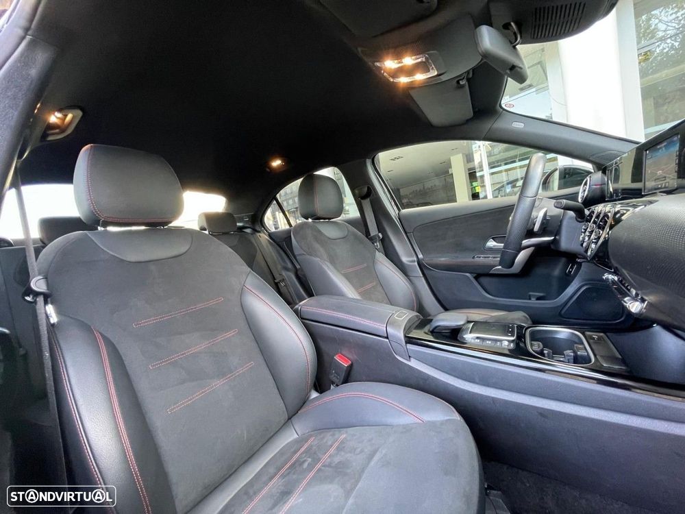 Mercedes-Benz A 250 Limousine e AMG Line - 18