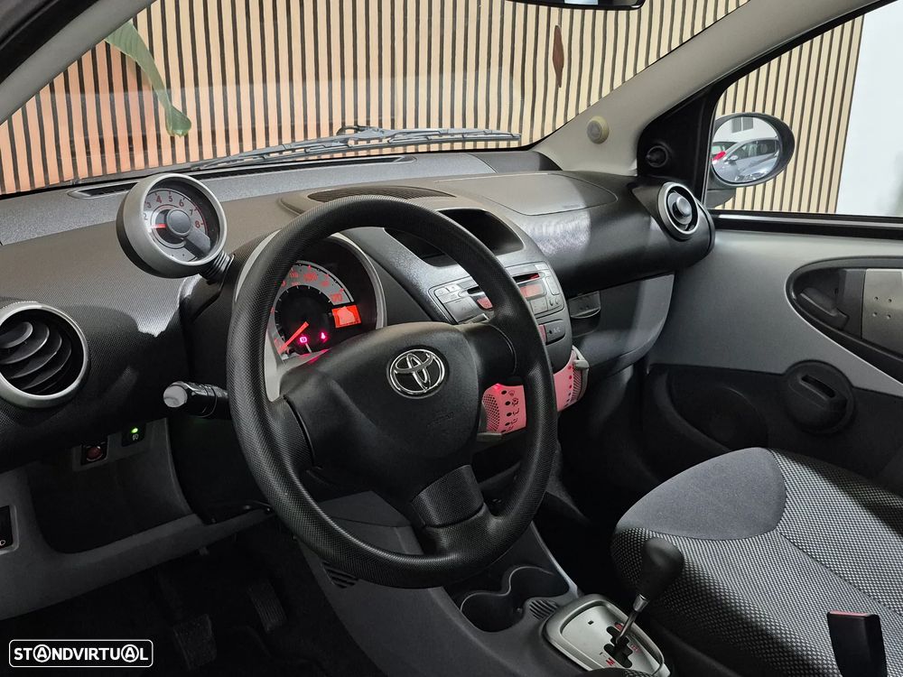 Toyota Aygo 1.0 Plus Sport Pack MM - 7