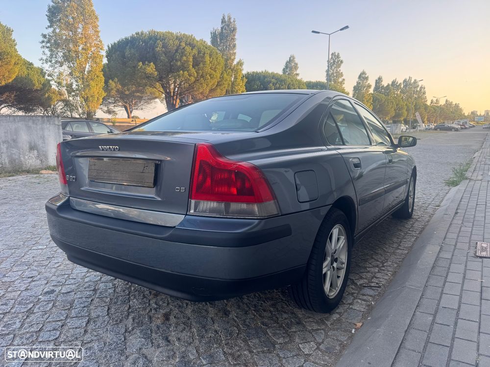 Volvo S60 2.4 D5 Nivel 3 - 6