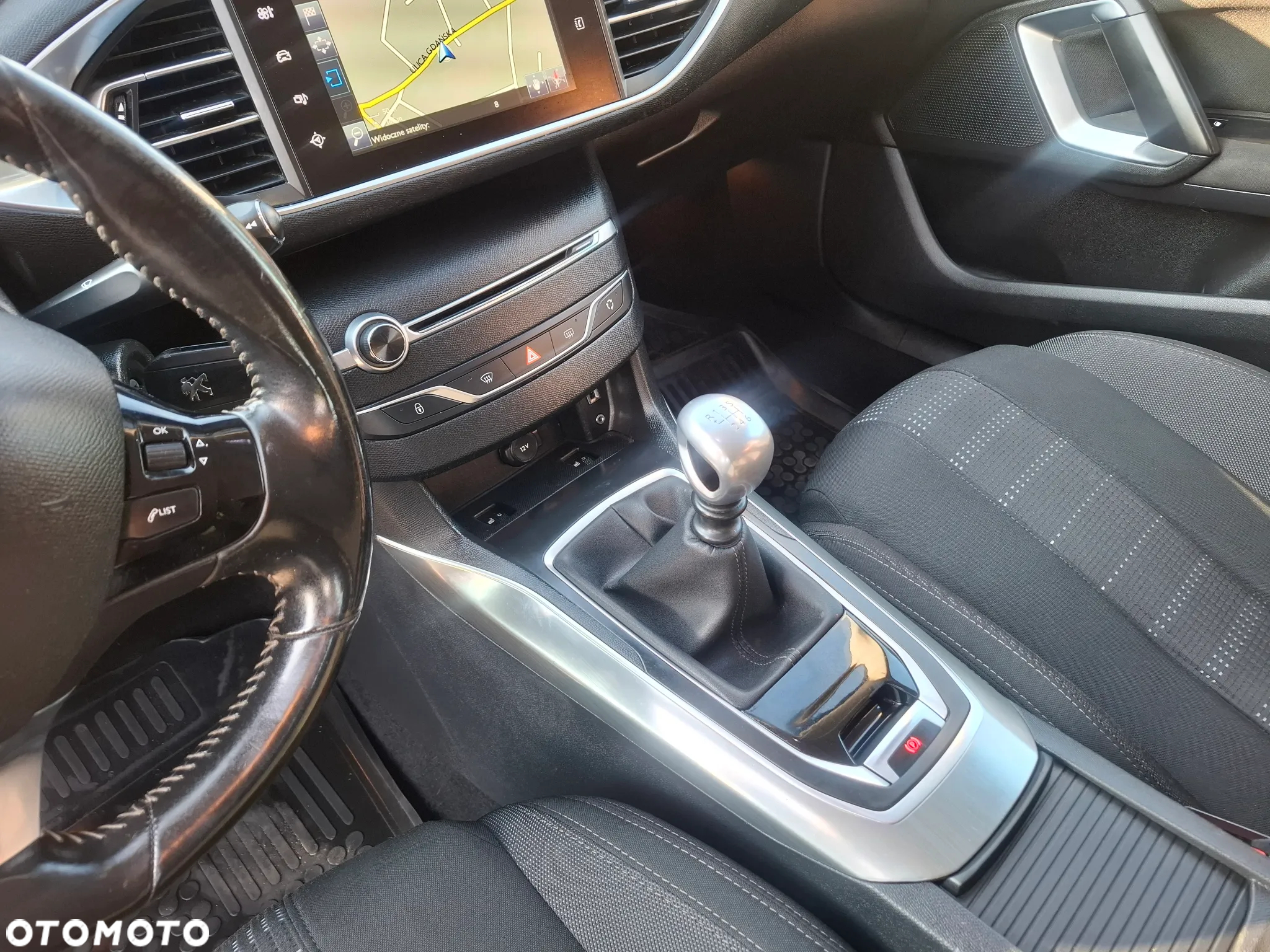 Peugeot 308 1.2 PureTech GPF Active Pack Business S&S - 29