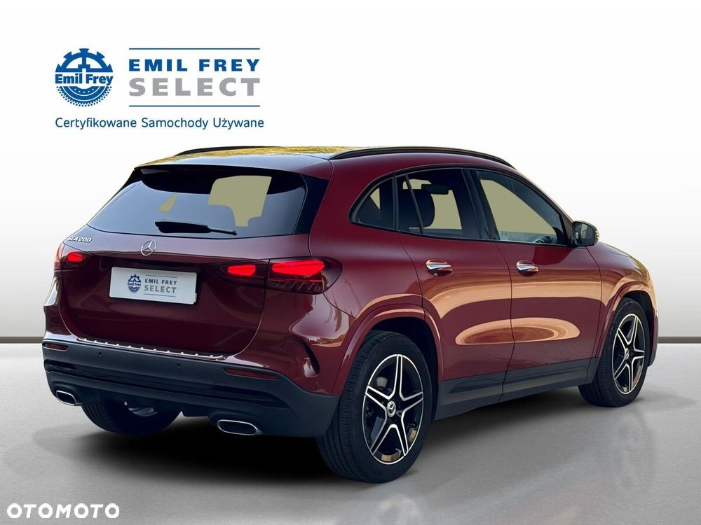 Mercedes-Benz GLA - 6