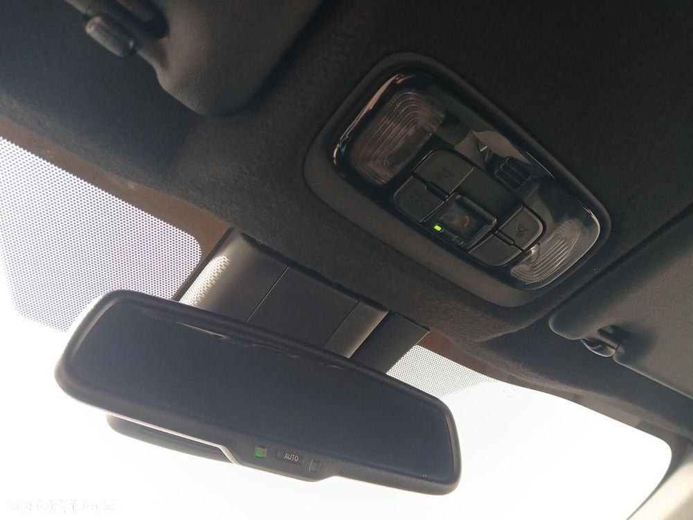 Toyota Yaris Cross 1.5 Comfort - 37