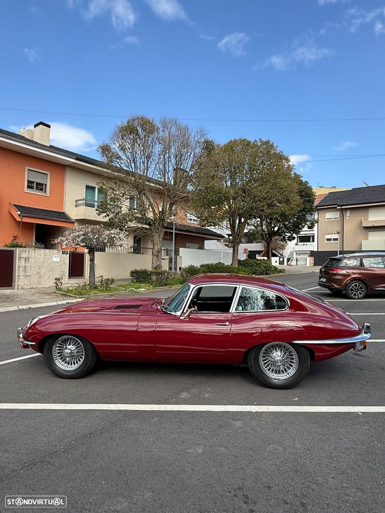 Jaguar E-Type - 6