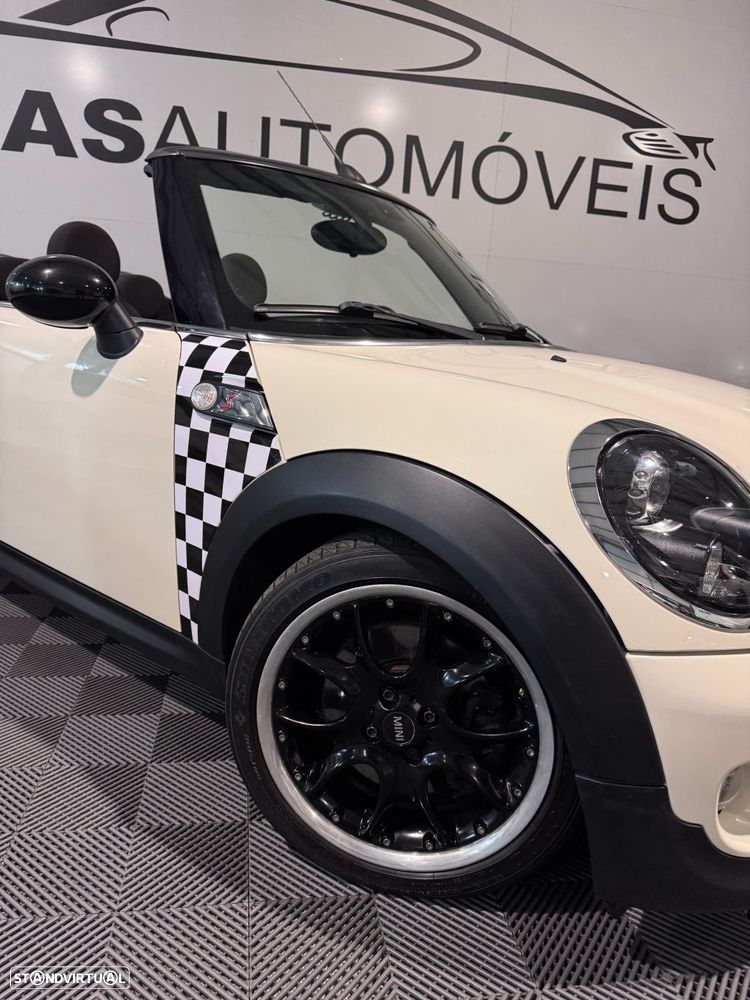 MINI Cabrio Cooper S - 17