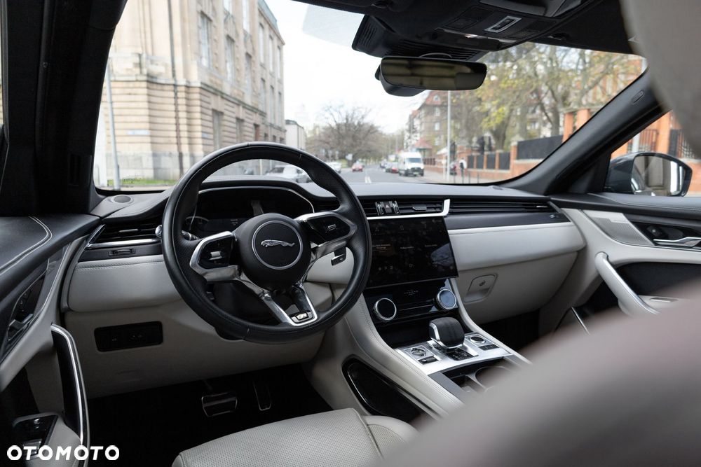 Jaguar F-Pace 3.0 TDV6 AWD R-Sport - 5