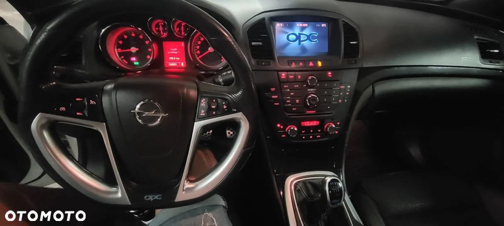 Opel Insignia 2.8 V6 Turbo Sports Tourer 4x4 OPC - 25