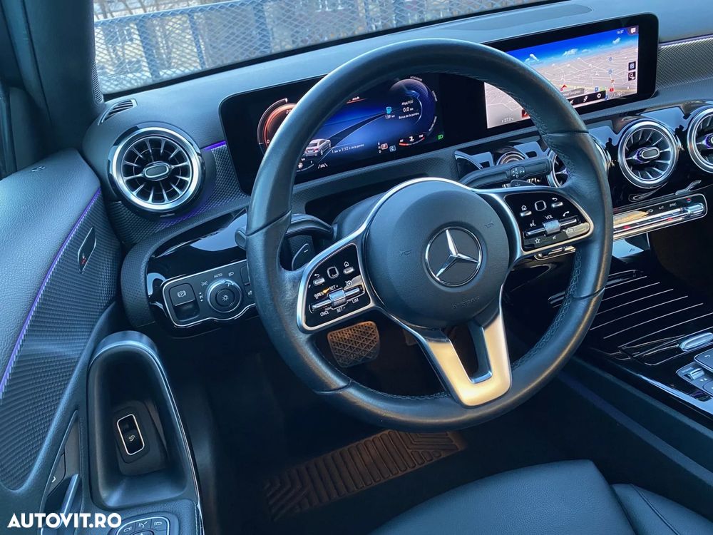 Mercedes-Benz A 180 7G-DCT Edition 2021 - 8