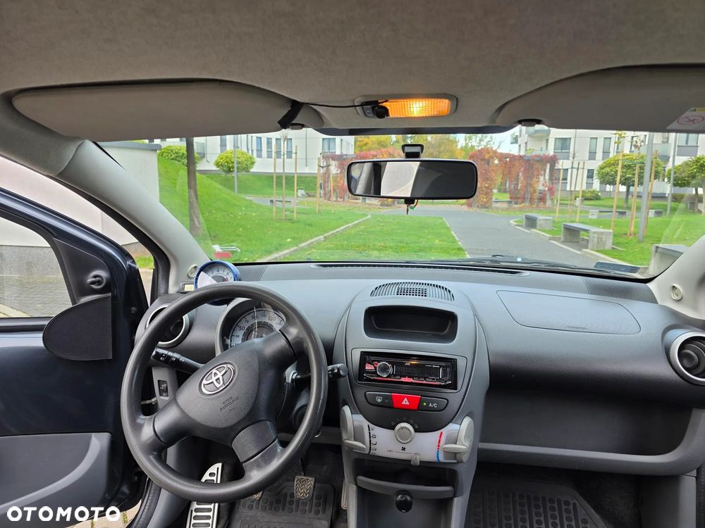 Toyota Aygo - 8