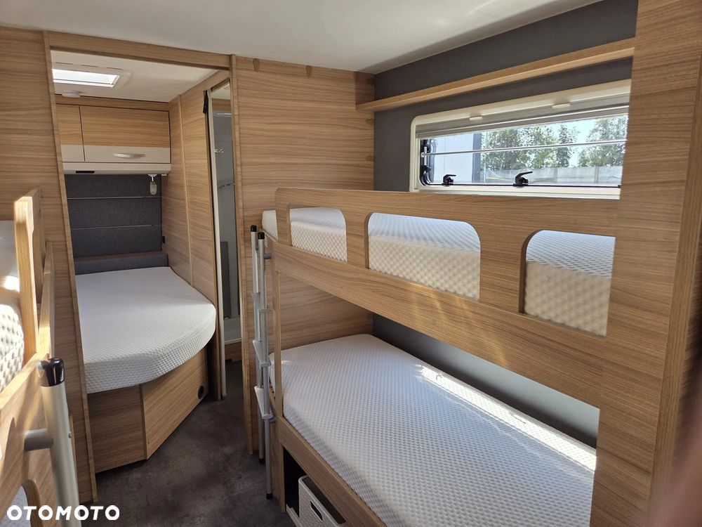 Dethleffs Camper 730FKR - 23