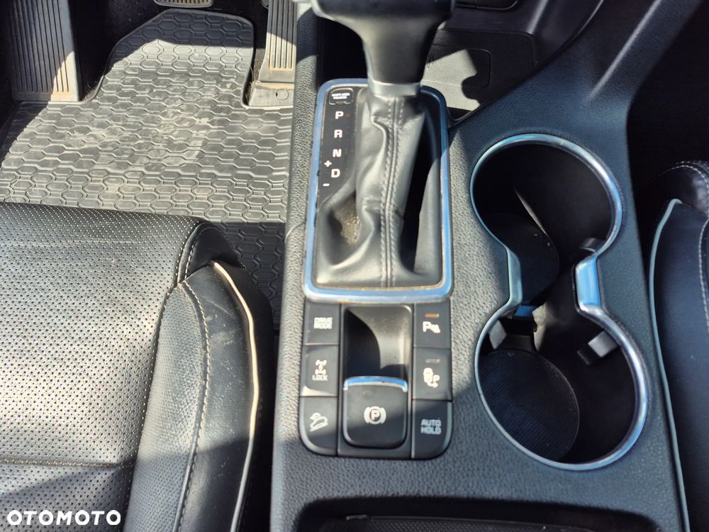 Kia Sportage 2,0 CRDI AWD GT Line - 13