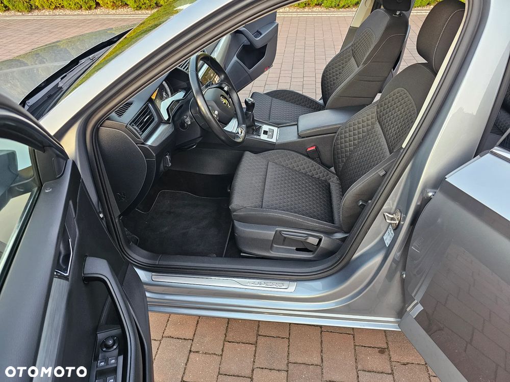 Skoda Superb 2.0 TDI SCR Style - 10