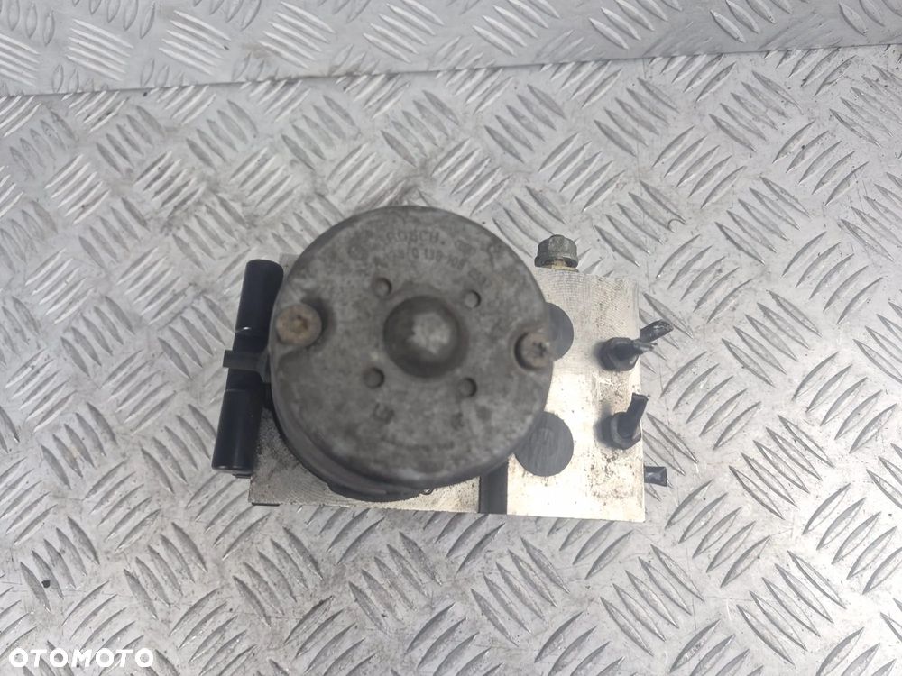 Pompa ABS Volkswagen PASSAT B5 8E0614111B - 8