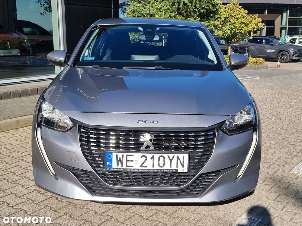 Peugeot 208 - 5