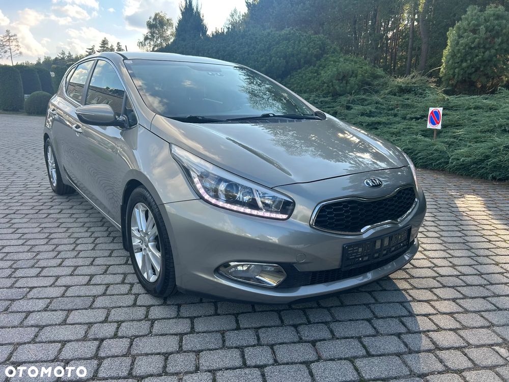 Kia Ceed 1.6 CRDi L - 1