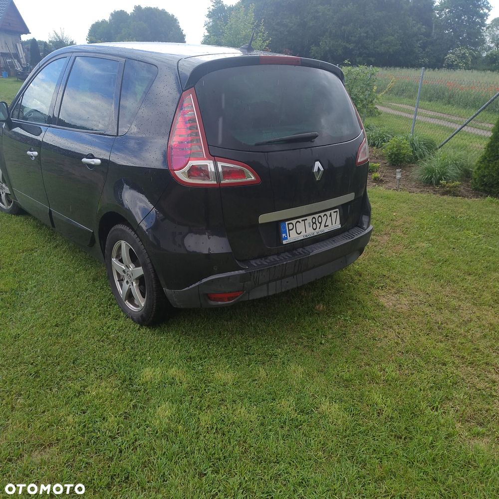 Renault Scenic 1.6 dCi Energy Bose Edition S&S - 6