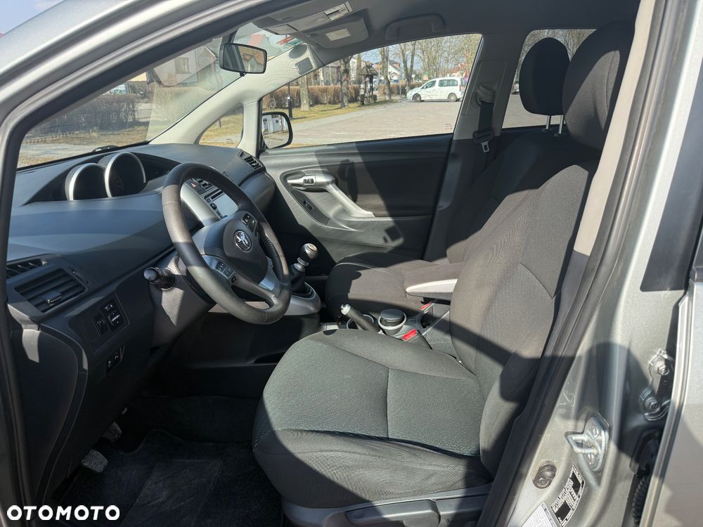 Toyota Verso 2.0 D-4D Travel - 7