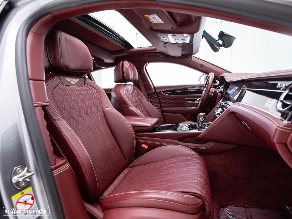 Bentley Flying Spur W12 - 10