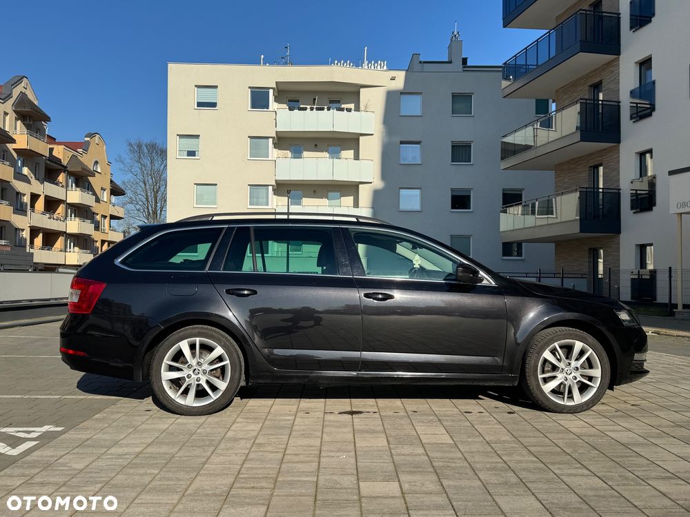 Skoda Octavia 2.0 TSI Style DSG - 36