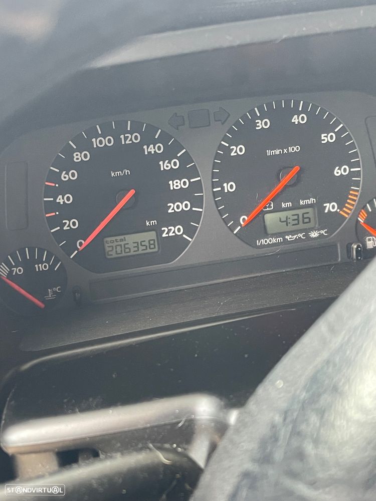 VW Golf Cabriolet 1.6 - 8