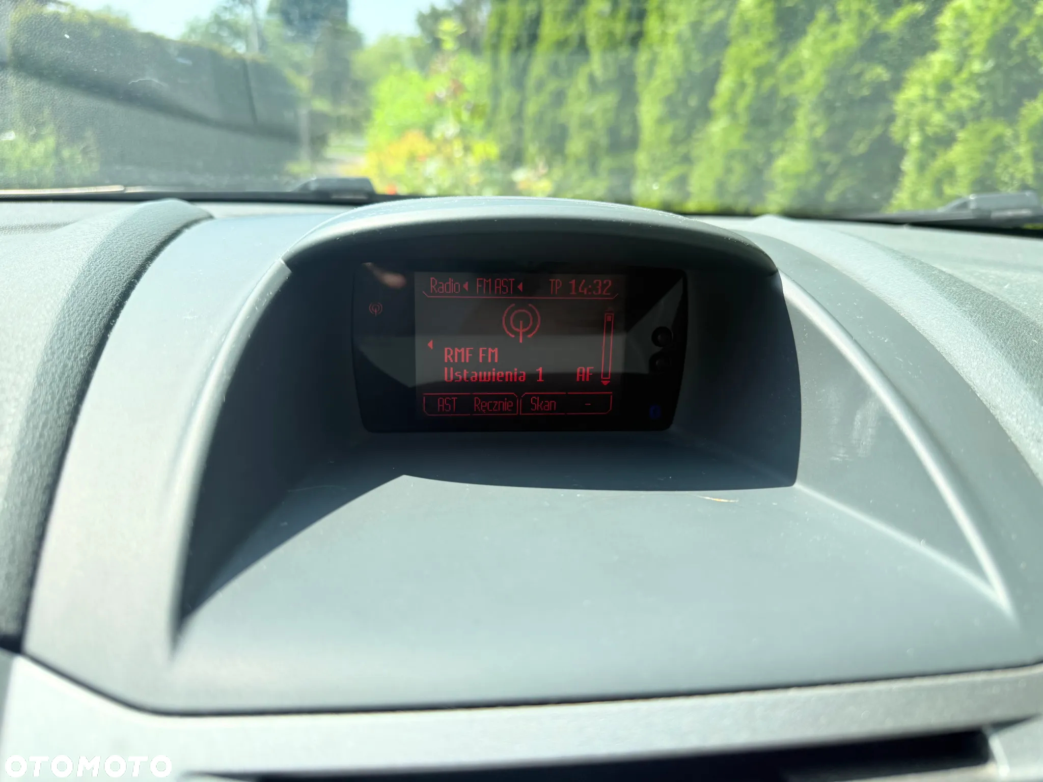 Ford Fiesta 1.4 TDCi Ambiente - 4