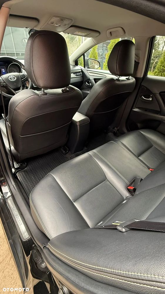 Toyota Avensis 2.0 Prestige MS - 23