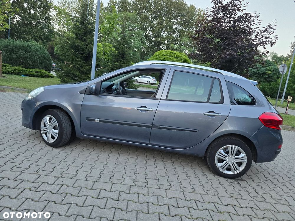 Renault Clio 1.2 16V All Inclusive - 7
