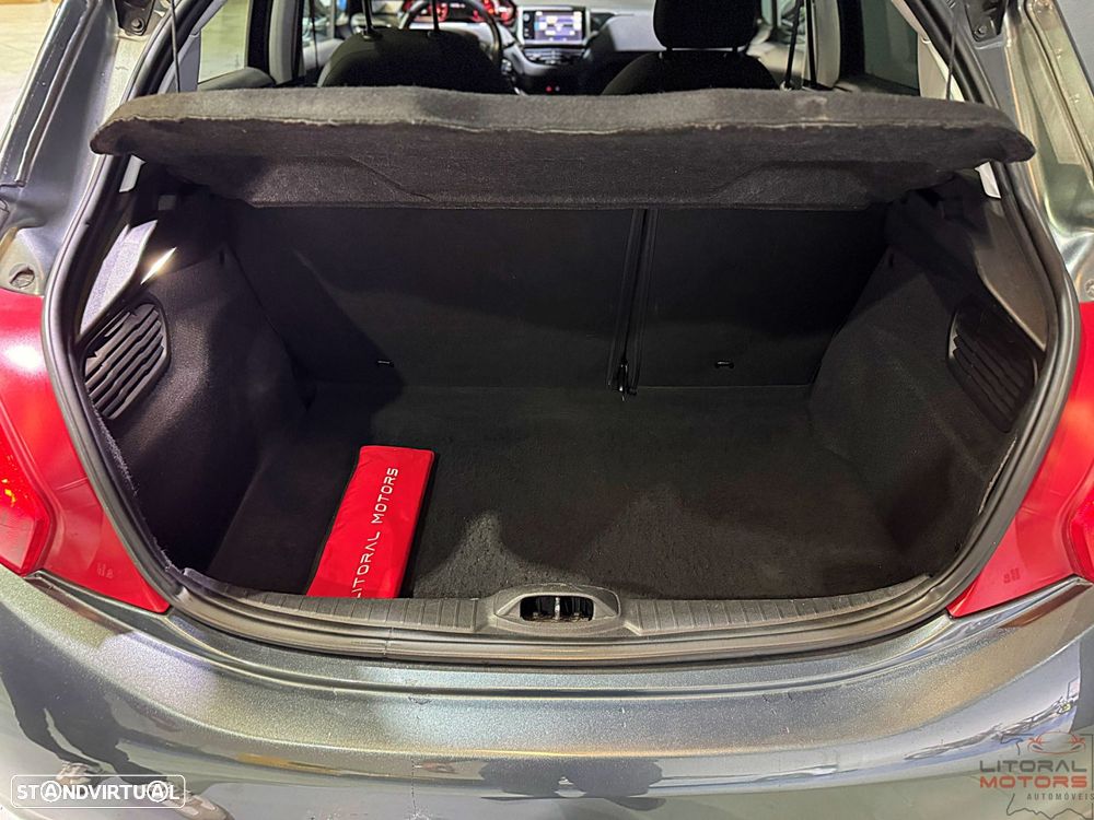 Peugeot 208 1.2 PureTech Style - 11