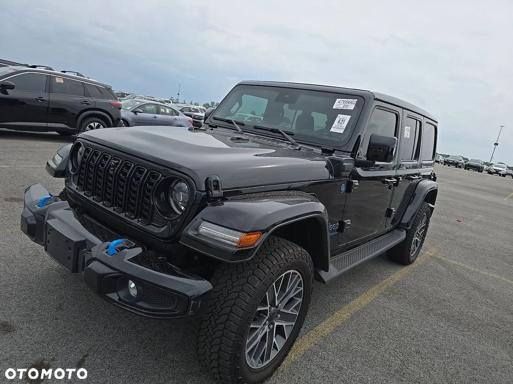 Jeep Wrangler - 3