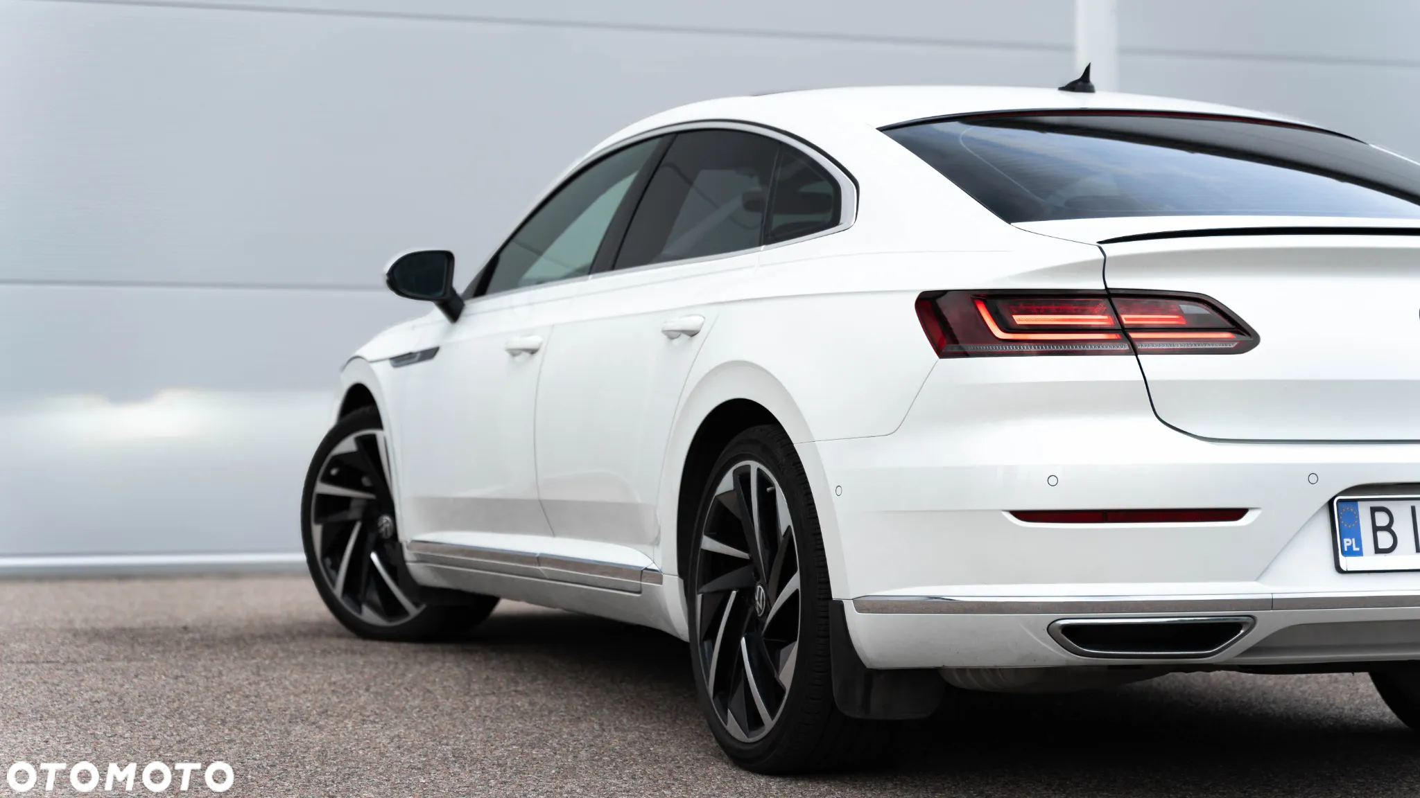 Volkswagen Arteon 2.0 TSI 4Motion R DSG - 3