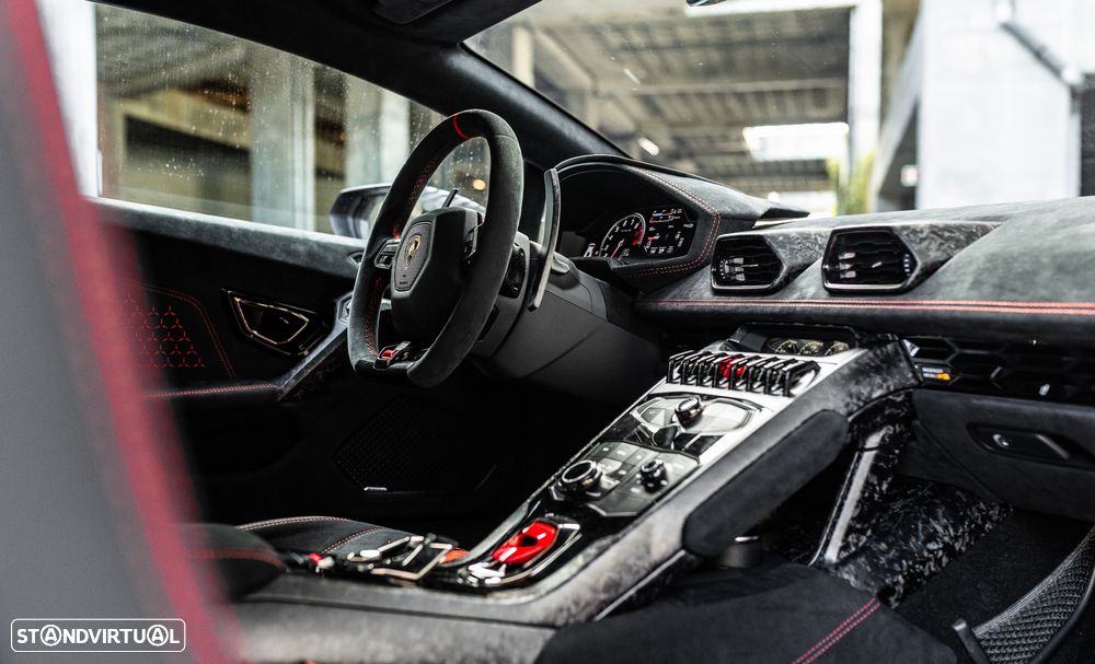 Lamborghini Huracán 5.2 V10 LP Performance - 28