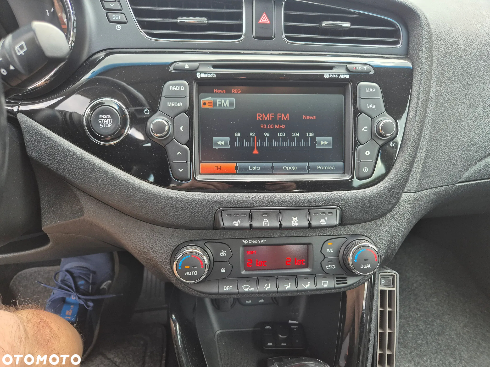 Kia Ceed - 16