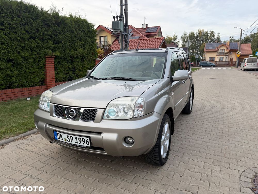 Nissan X-Trail 2.2 dCi 4x4 Columbia - 11