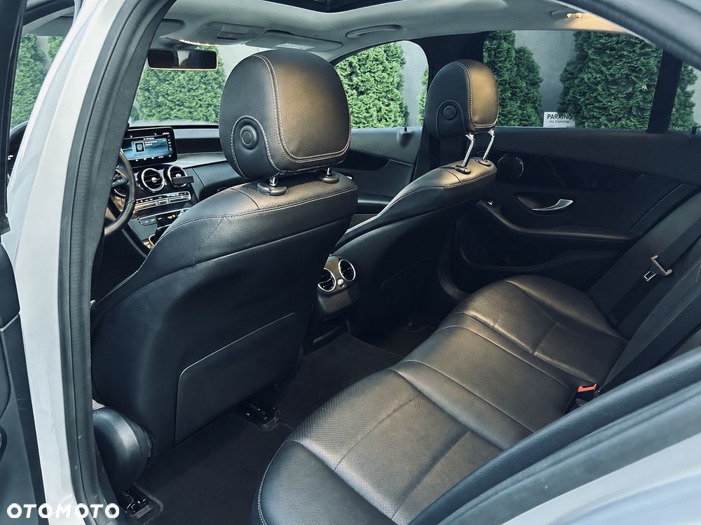 Mercedes-Benz Klasa C 180 d 9G-TRONIC Avantgarde - 12
