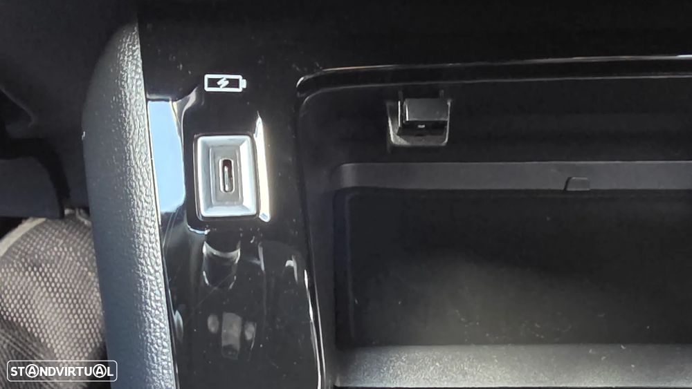 Peugeot 2008 1.2 PureTech Allure Pack - 17