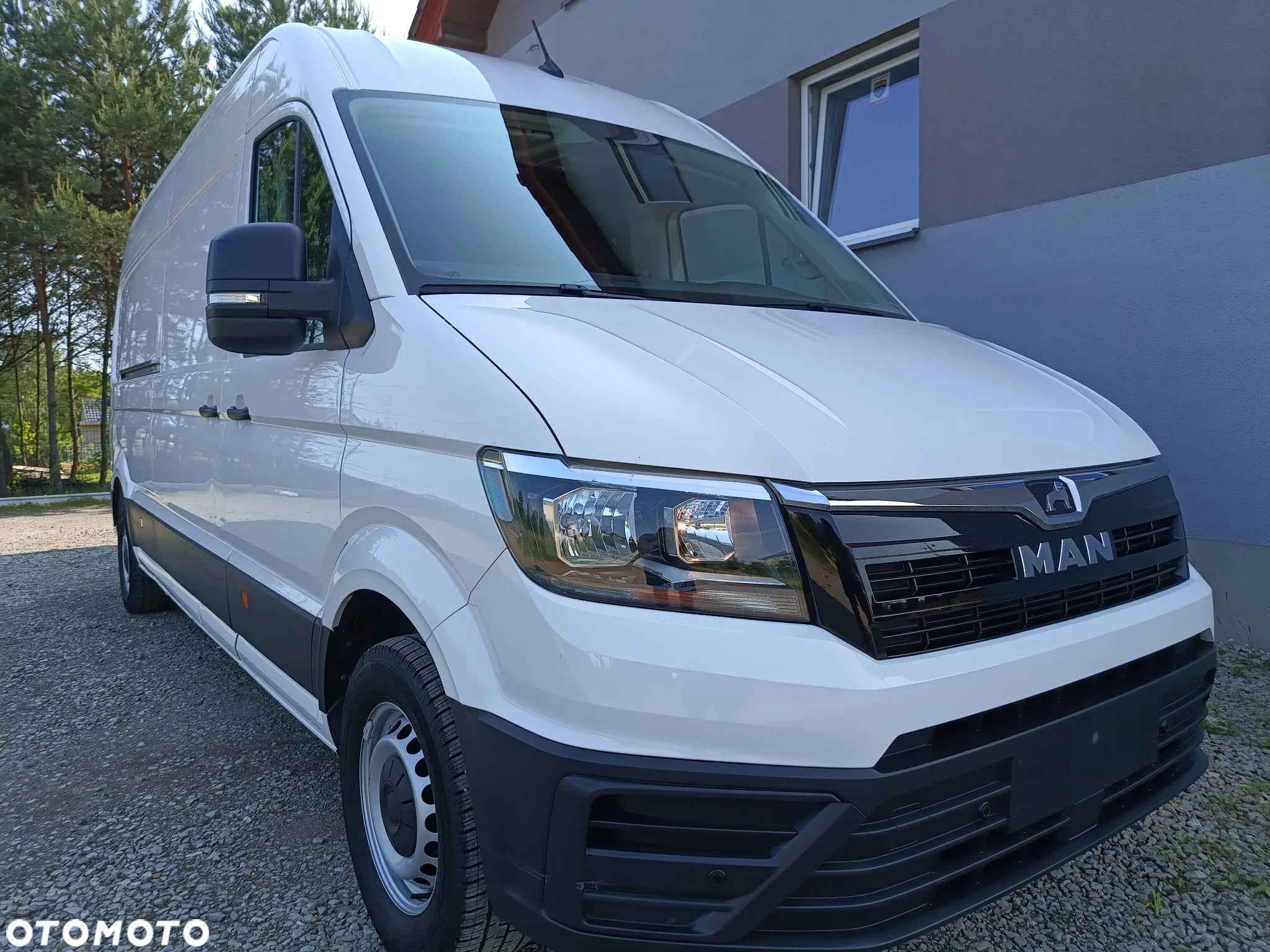 Volkswagen Crafter 3.180 Automat Długi - 34