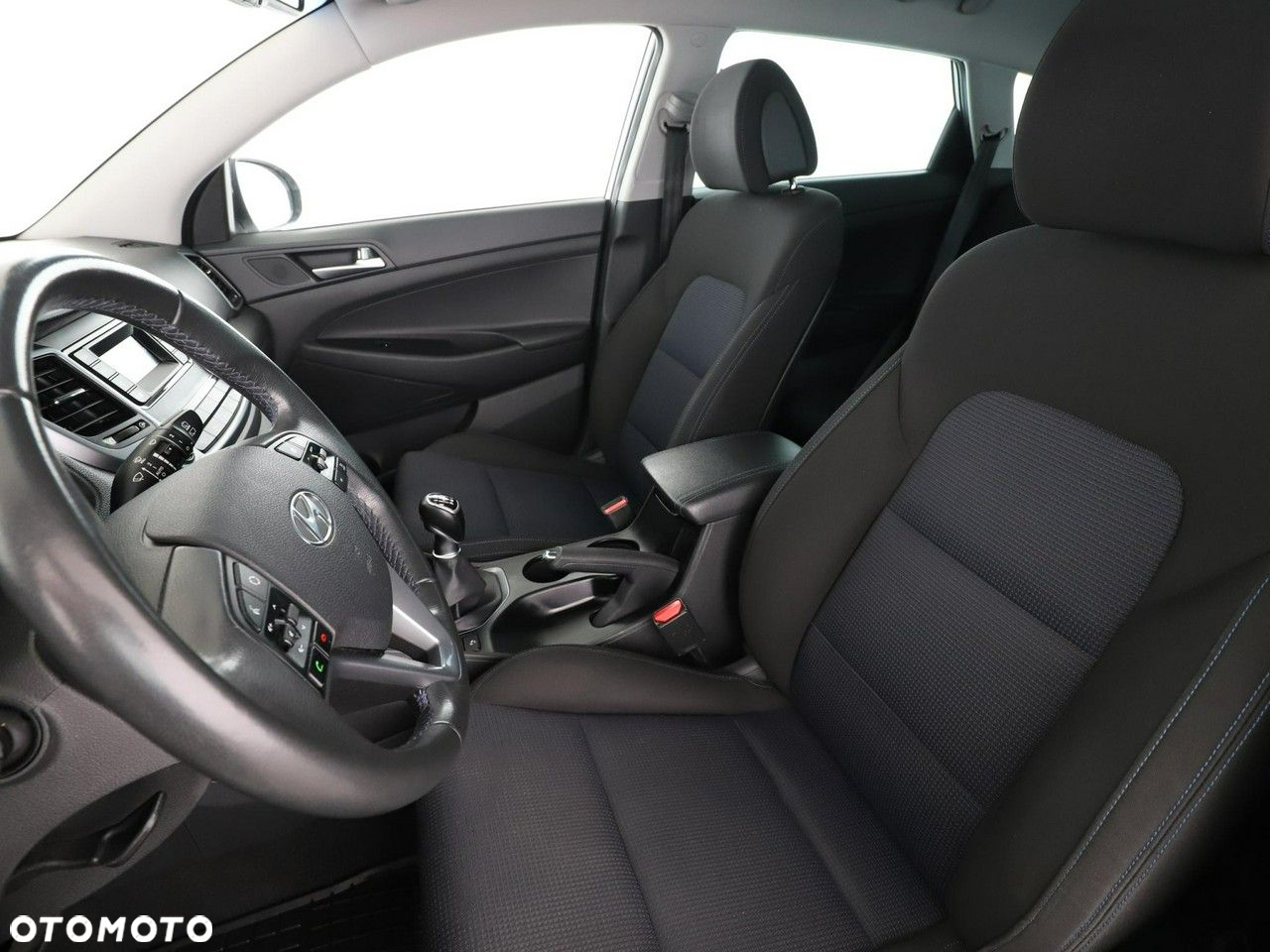 Hyundai Tucson 1.7 CRDI BlueDrive Comfort 2WD - 13