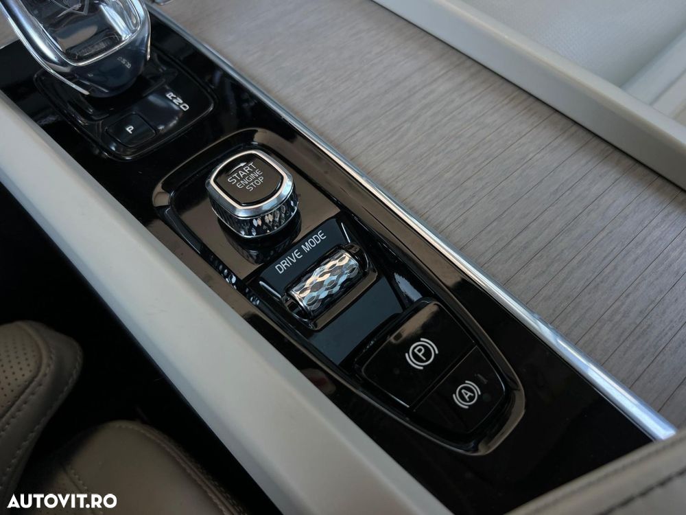 Volvo XC 60 - 20