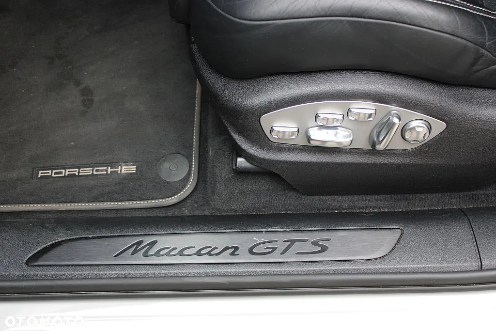 Porsche Macan GTS - 12