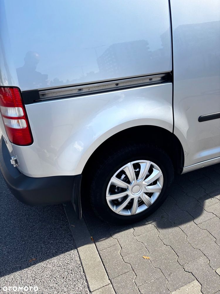 Volkswagen Caddy - 4