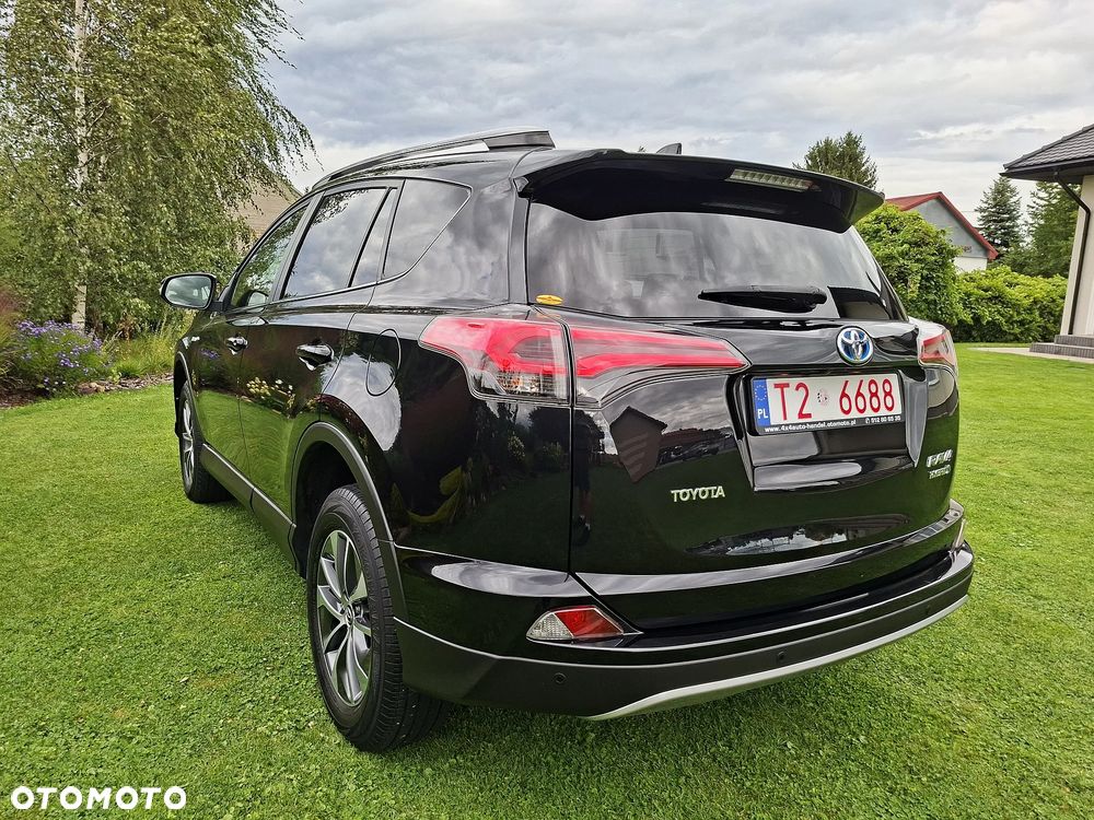 Toyota RAV4 - 10