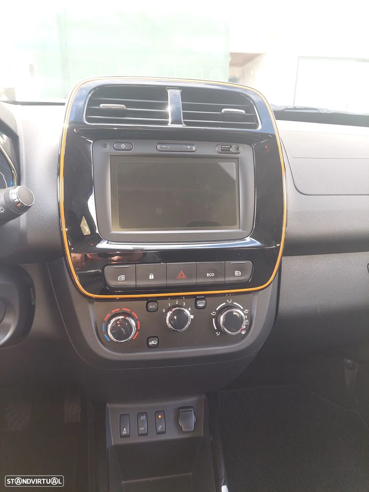 Dacia Spring Comfort Plus - 4