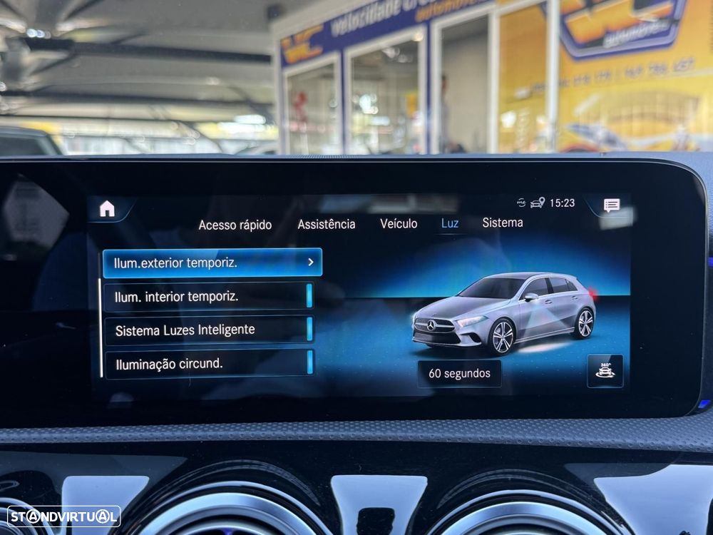 Mercedes-Benz A 250 e AMG Line - 35