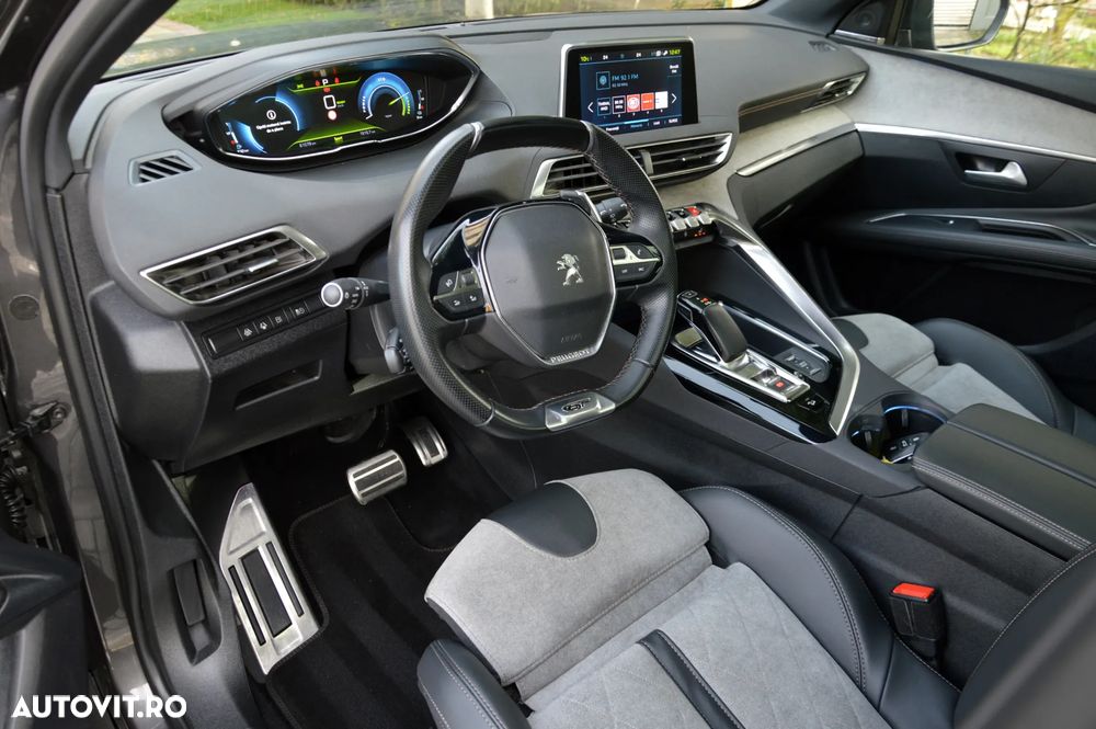 Peugeot 3008 PHEV 300 EAT8 4X4 GT - 37