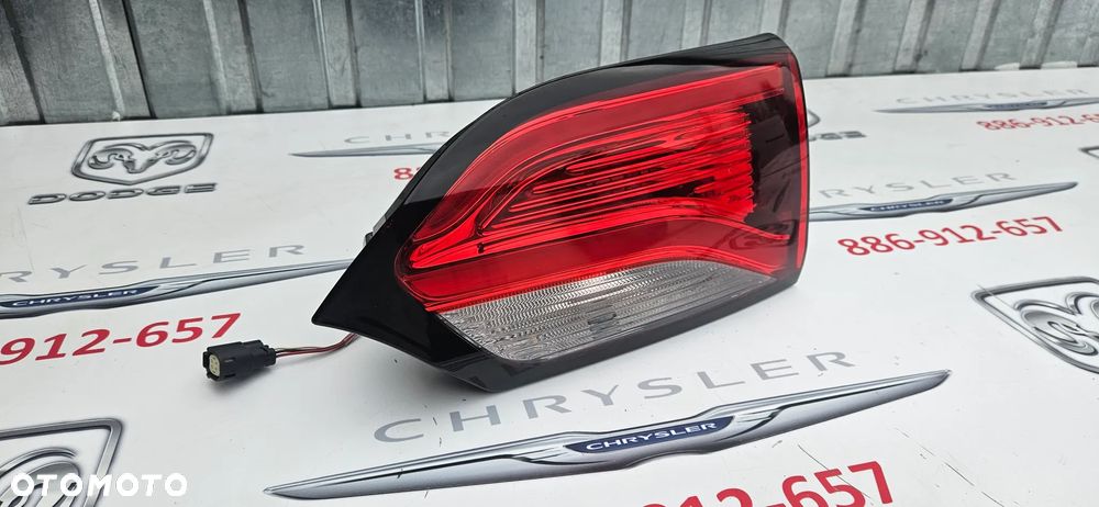 Chrysler Pacifica 2016- Lampa tył prawy Lampa tylna prawa  P68228940AE ORYGINAŁ IDEALNE LED - 4